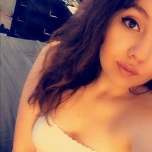 Meet your Posher, Christina